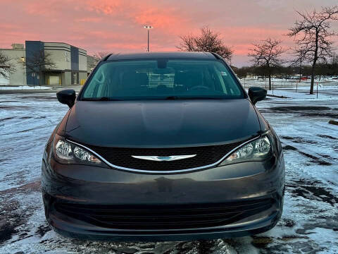 2017 Chrysler Pacifica LX