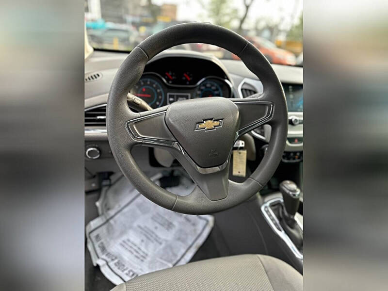 2017 Chevrolet Cruze LS Auto