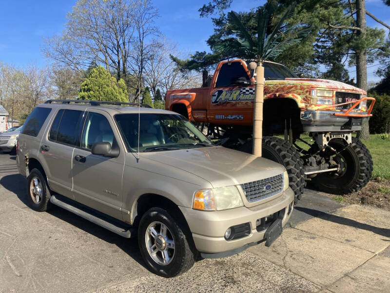 2004 Ford Explorer XLT