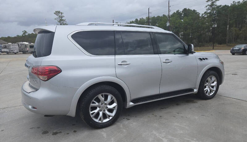 2012 INFINITI QX 56 photo 18