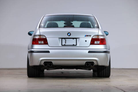 2002 BMW M5