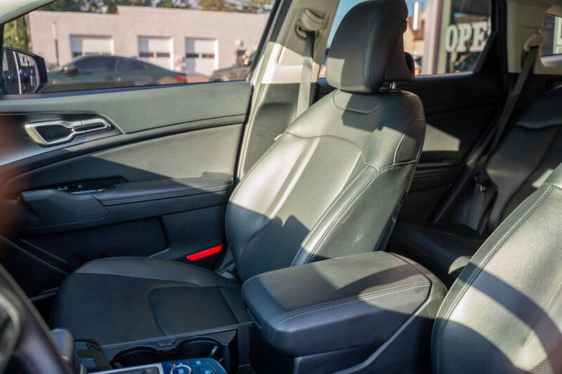 2023 Kia Sportage EX