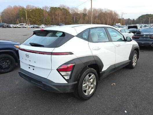2024 Hyundai Kona SE