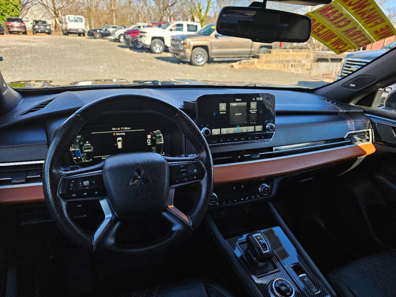 2022 Mitsubishi Outlander SEL