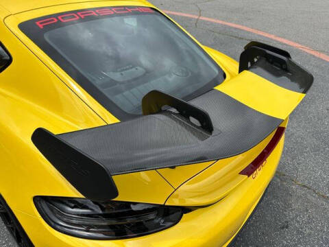 2024 Porsche 718 Cayman GT4 RS