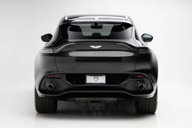 2021 Aston Martin DBX