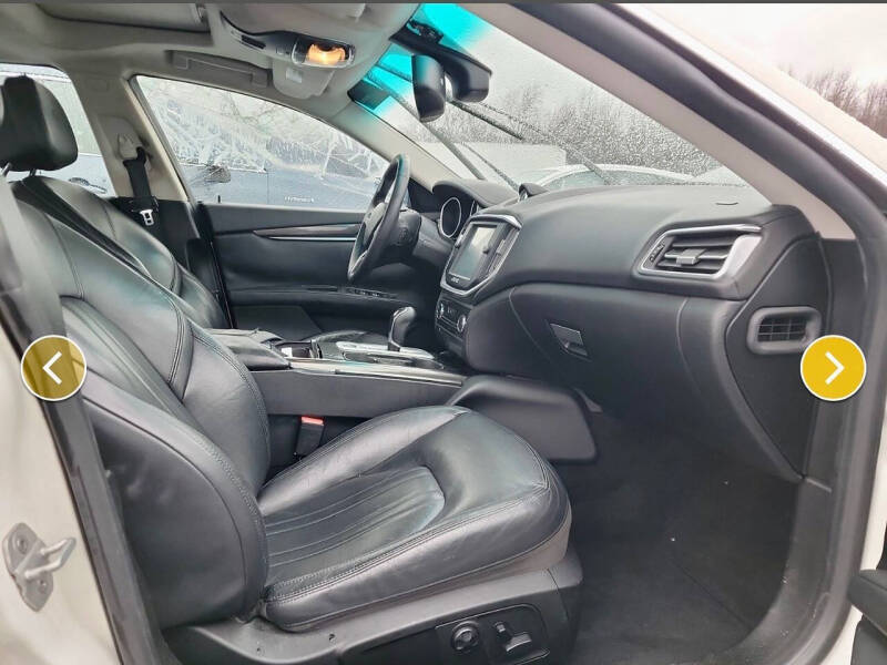 2015 Maserati Ghibli