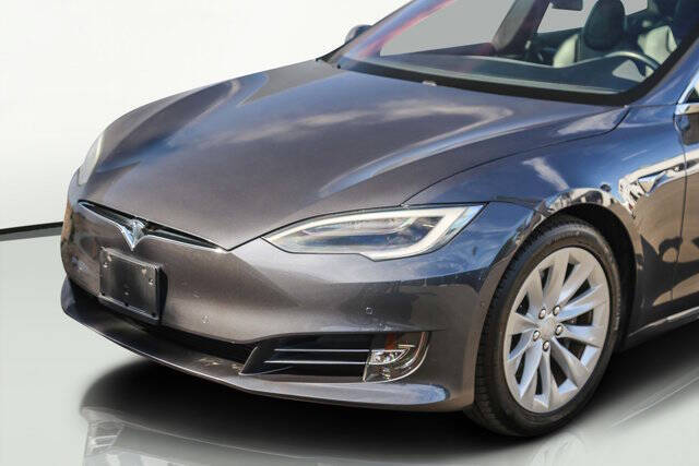 2017 Tesla Model S 75