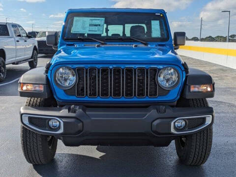 2026 Jeep Gladiator Sport