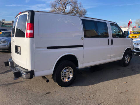 2018 Chevrolet Express 2500