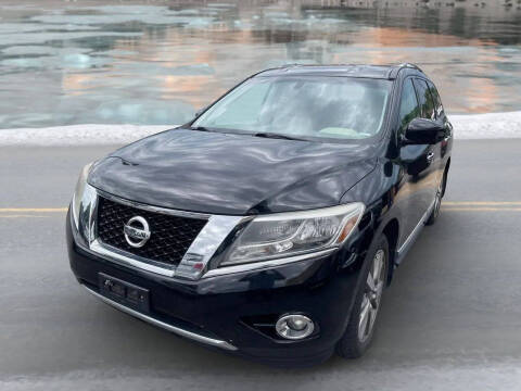 2013 Nissan Pathfinder Platinum