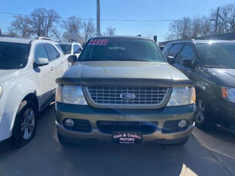 2003 Ford Explorer for sale at TOWN & COUNTRY MOTORS in Des Moines IA