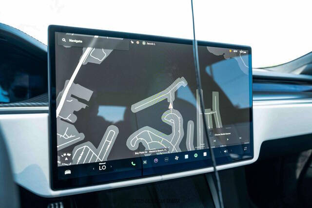 2022 Tesla Model S Plaid