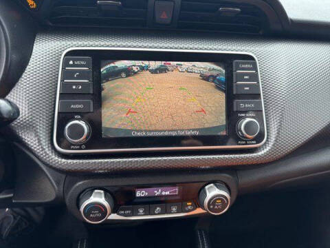 2019 Nissan Kicks SR