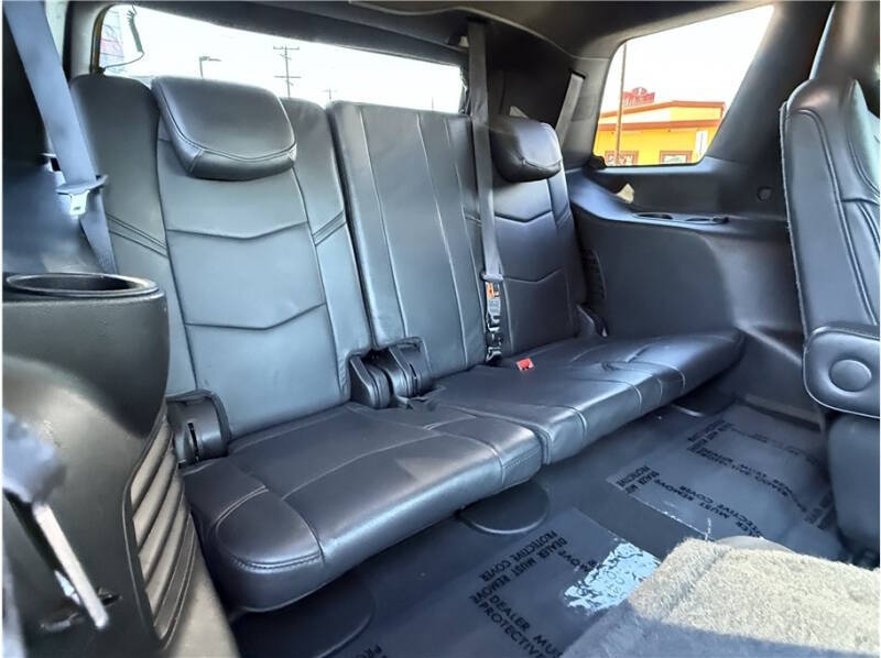 2019 Cadillac Escalade Platinum