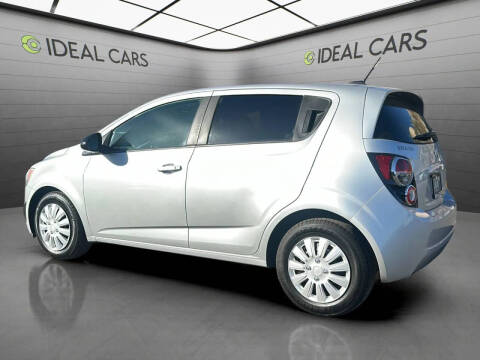 2016 Chevrolet Sonic LS Auto