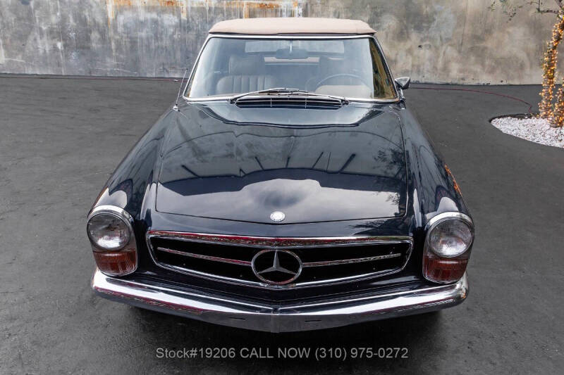 1970 Mercedes-Benz 280-Class