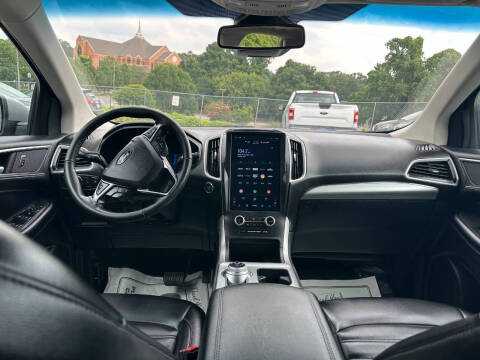 2022 Ford Edge SEL