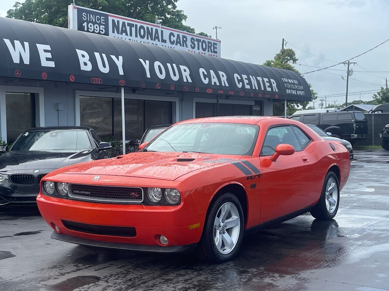 2010 DODGE Challenger Coupe - $16,900