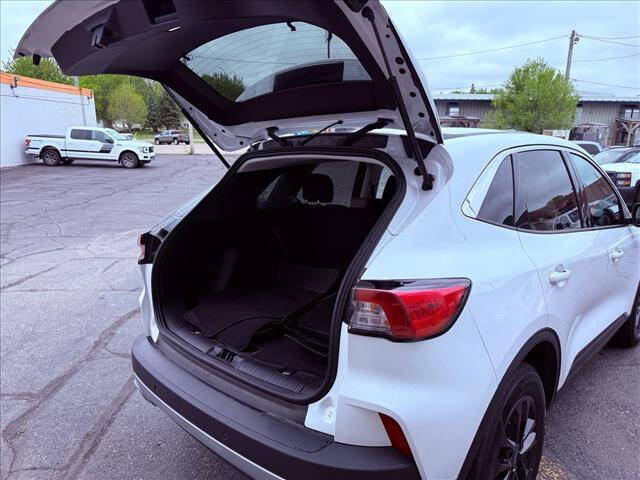 2022 Ford Escape SE