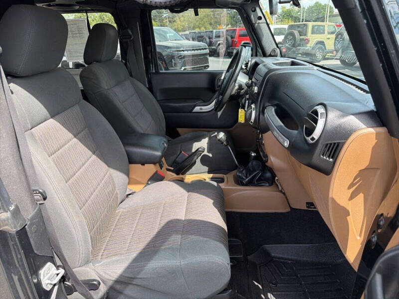 2012 Jeep Wrangler Sahara