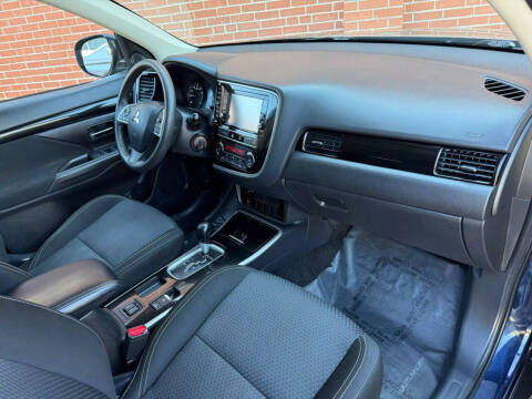 2019 Mitsubishi Outlander ES