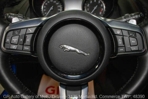 2020 Jaguar F-TYPE R