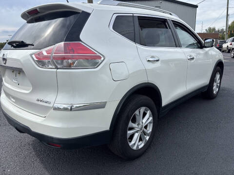 2016 Nissan Rogue SV