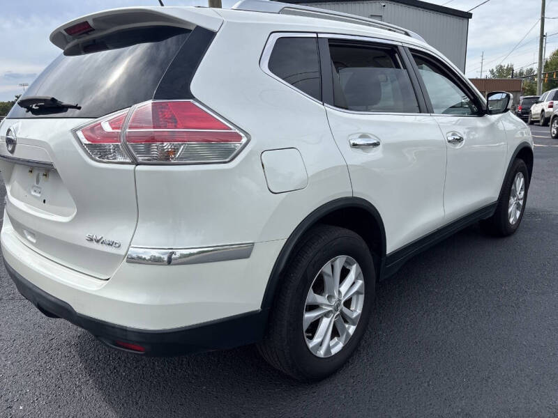 2016 Nissan Rogue SV
