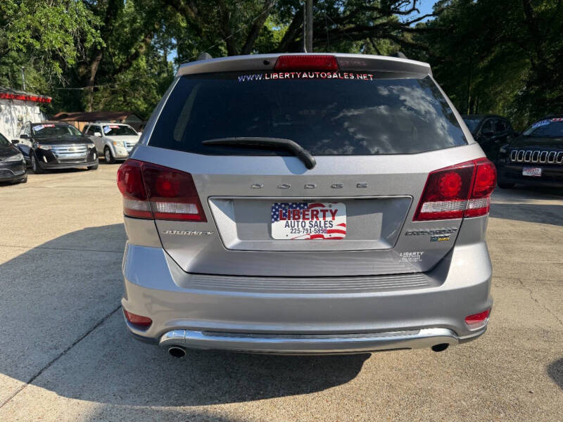 2019 Dodge Journey Crossroad
