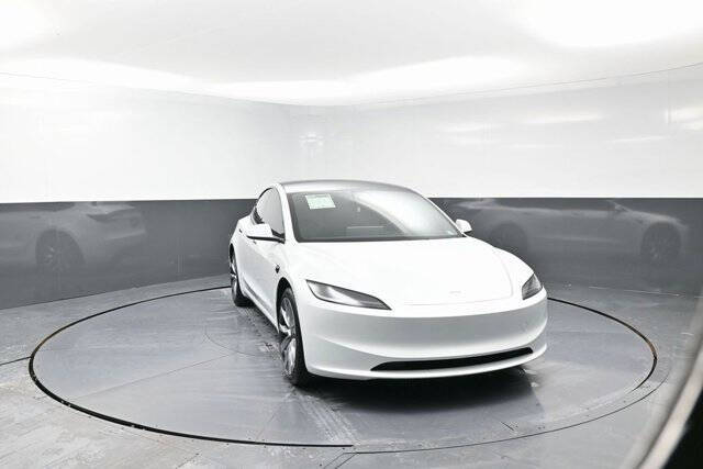 2025 Tesla Model 3 Long Range
