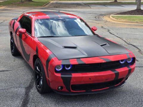 2016 Dodge Challenger SXT Plus
