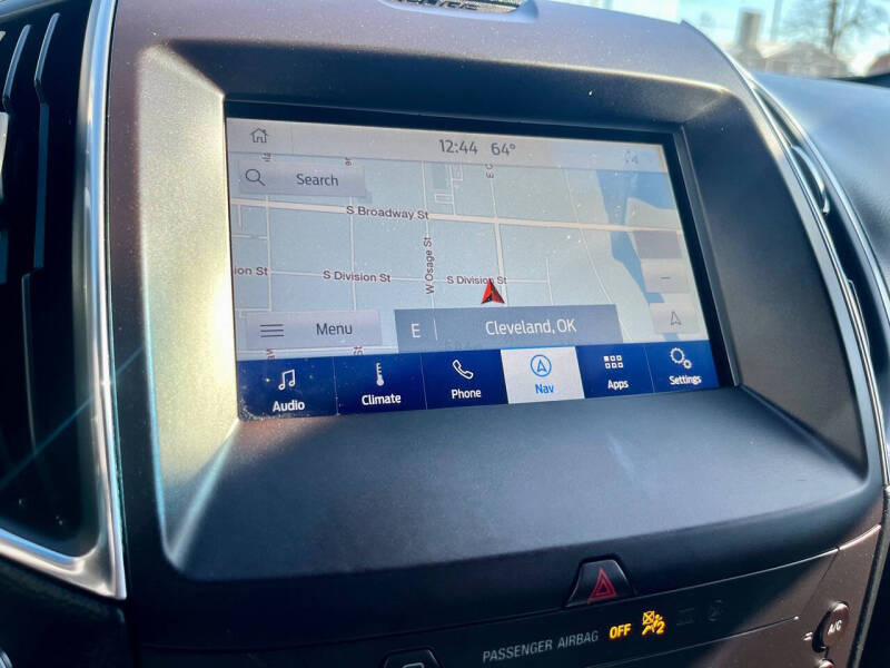 2020 Ford Edge Titanium