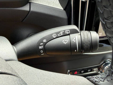 2026 Volvo EX40 Plus