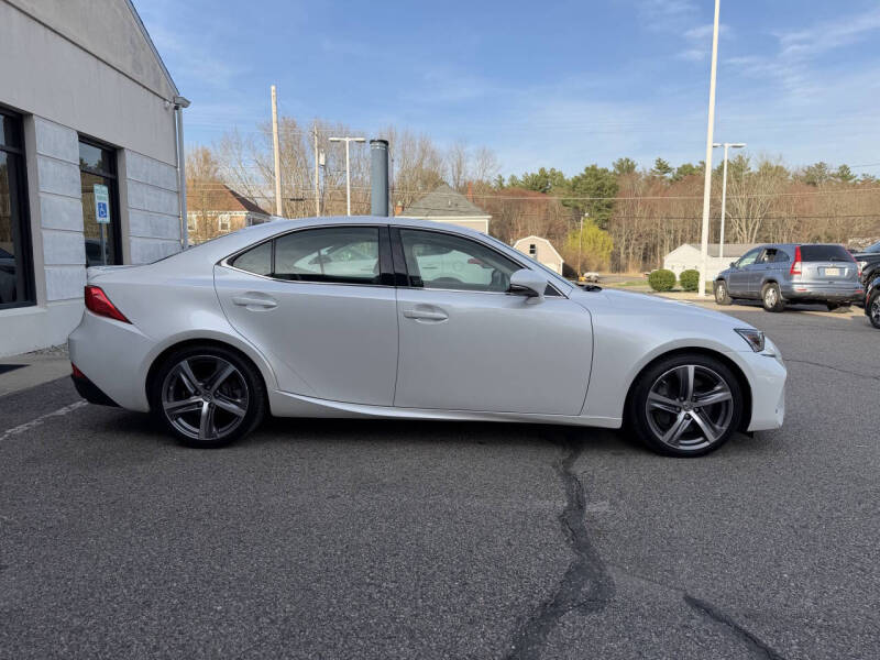2019 Lexus IS 300