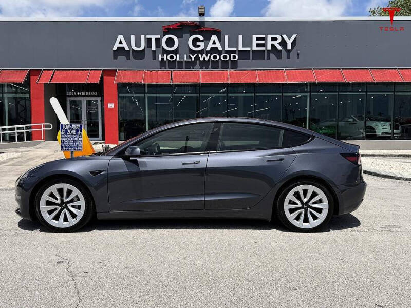 2021 Tesla Model 3 Standard Range Plus