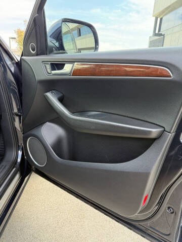 2012 Audi Q5 2.0T quattro Premium Plus