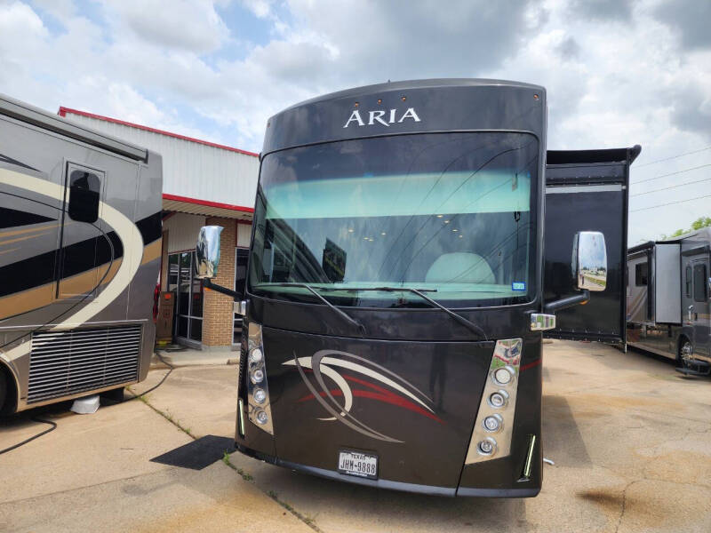 2017 Thor Motor Coach ARIA 3901