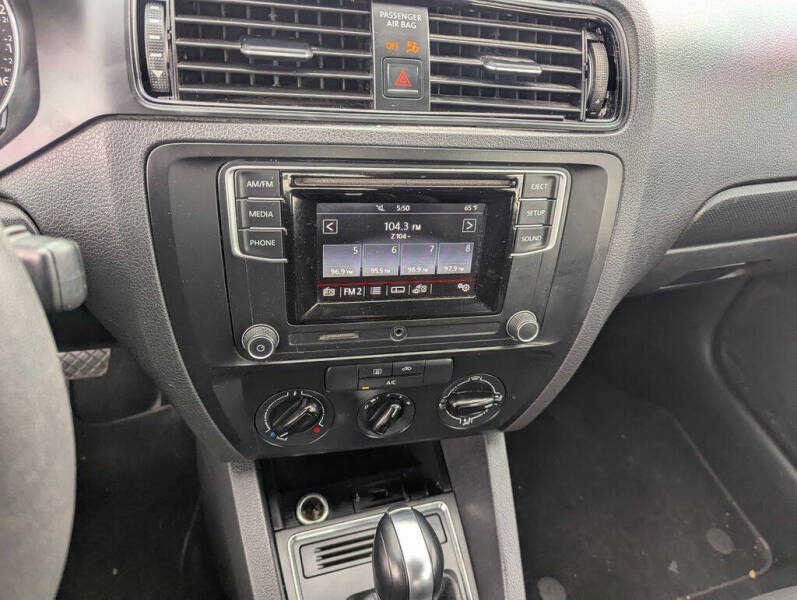 2016 Volkswagen Jetta