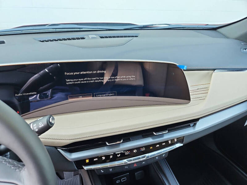 2025 Cadillac XT4 Premium Luxury