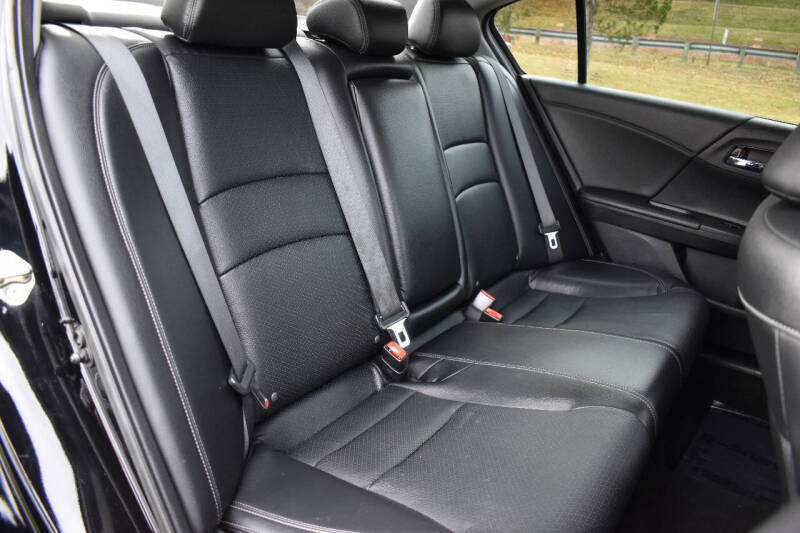 2017 Honda Accord EX-L V6 w/Navi w/Honda Sensing