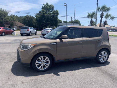 2015 Kia Soul +