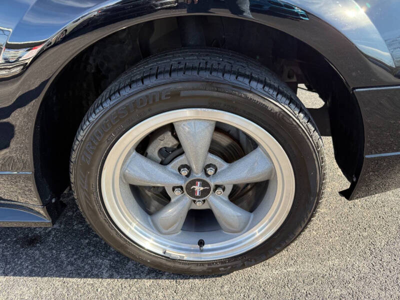 2002 Ford Mustang GT Deluxe