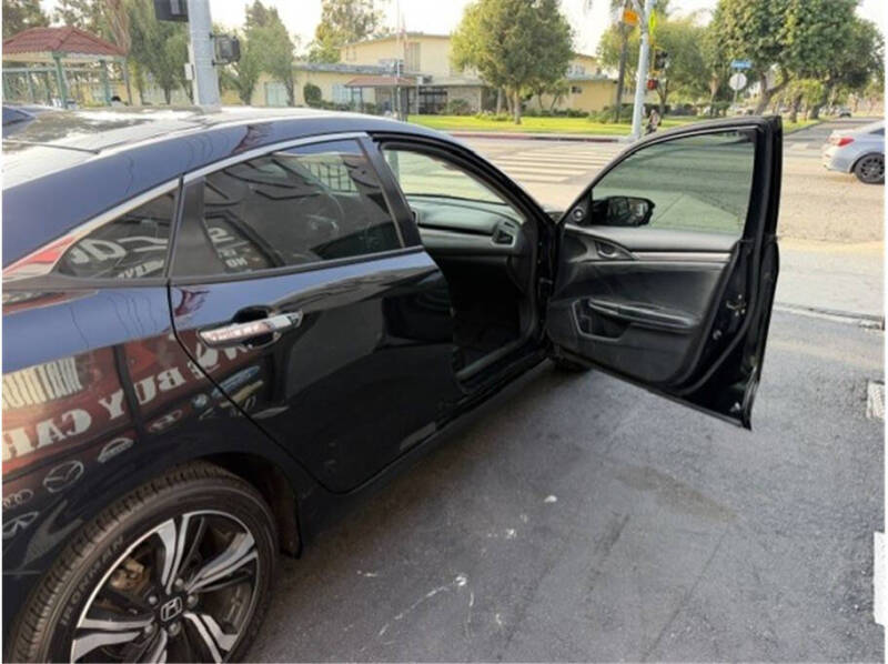 2017 Honda Civic Touring
