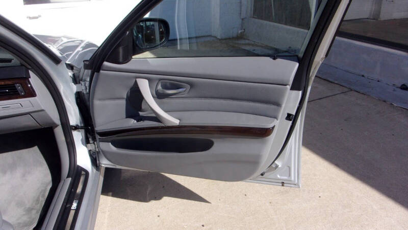 2011 BMW 3 Series 328i