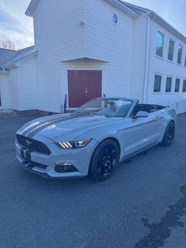 2015 Ford Mustang V6