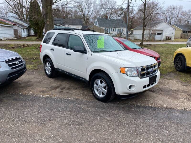 2011 Ford Escape for sale at Antique Motors in Plymouth IN