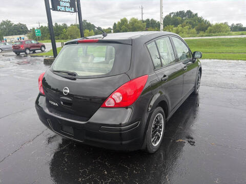 2009 Nissan Versa 1.8 S
