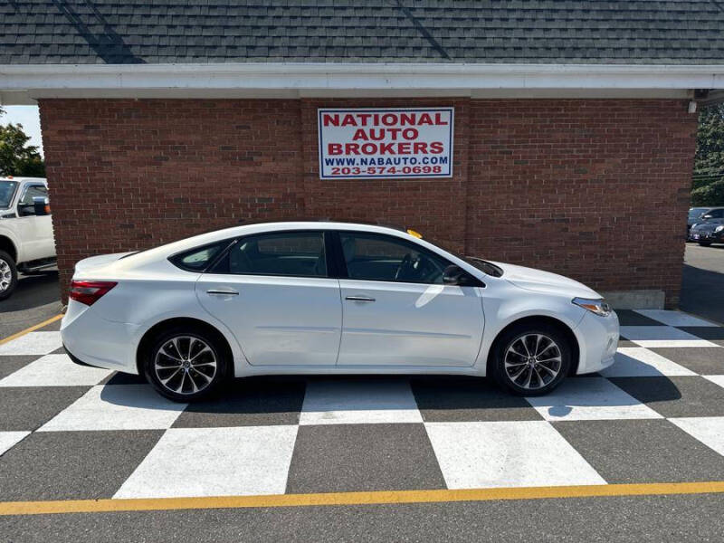 2018 Toyota Avalon Hybrid XLE Premium