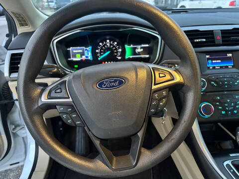 2014 Ford Fusion Hybrid SE